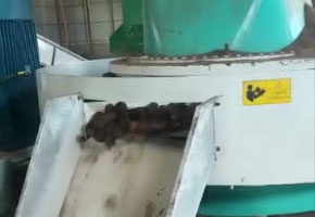 樹(shù)皮壓塊
